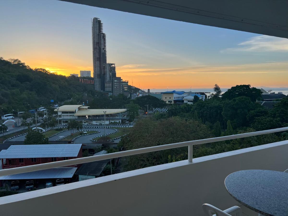 The Monaco Residence Pattaya Εξωτερικό φωτογραφία