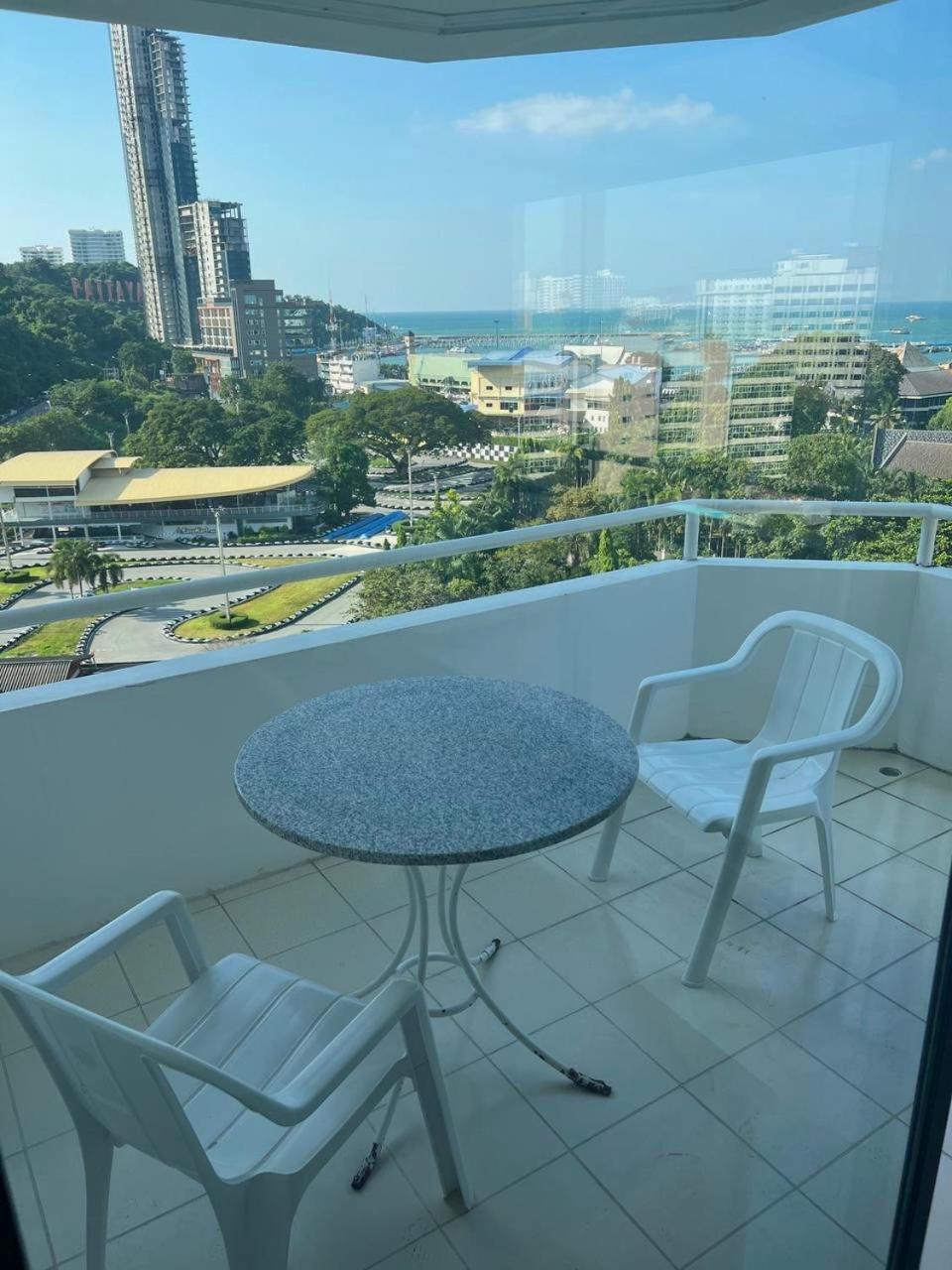 The Monaco Residence Pattaya Εξωτερικό φωτογραφία